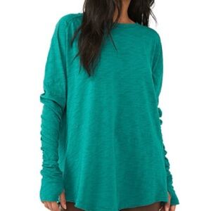 ✨Free People We The Free Arden long-sleeve tee in Everglade✨ Size Small
